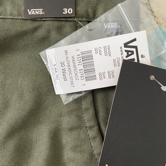 Vans shorts - Picture 2 of 3
